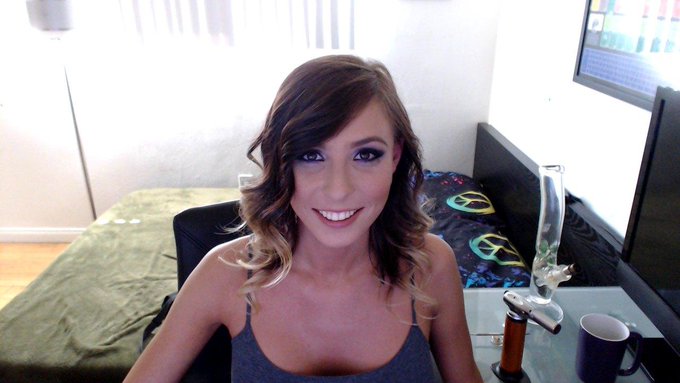 a few pics from after my shoot today =) http://t.co/HQnGp6ncLL<a href="/tag/topless"class="tags"><span>#topless</span></a><a href="/tag/speedracer"class="tags"><span>#speedracer</span></a><a href="/tag/braonly"class="tags"><span>#braonly</span></a>