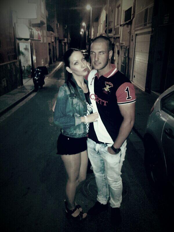 albasantiago94's tweet photo. Cariño que hoy ya 3 años y 6 meses atu lado, espero q sean muxisimos mas y sigamos asin o mejor que eres una persona+ http://t.co/crVPUPaIad
