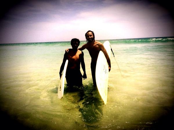 Joesdive's tweet photo. Surfing @the tip of borneo.. @hostelworld @Airbnb @SabahInfo @SabahOnBorneo @travellers09104 @koreanet @ibuzzkorea http://t.co/6ZYbzdJc8q