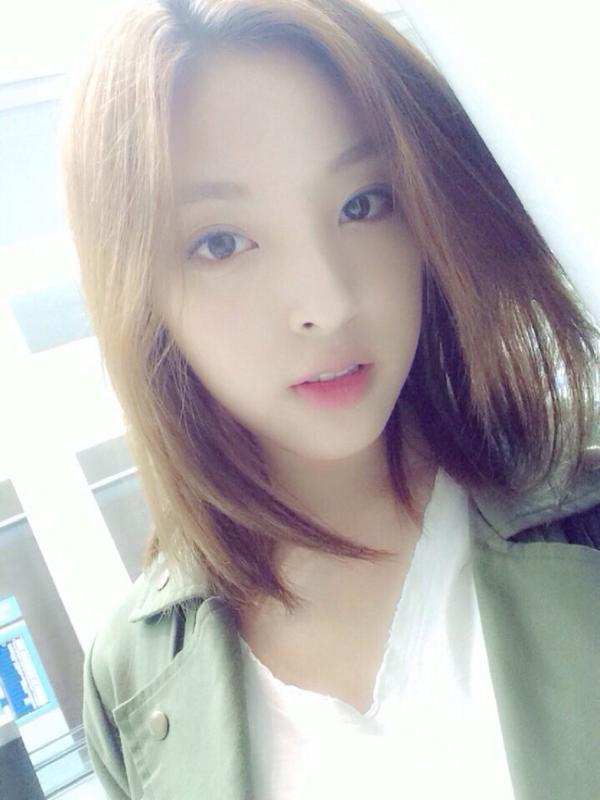 vldvydtyd's tweet photo. 후쿠오카에 도착했어요!! 도키도키>_< http://t.co/QbyWNhpE3I