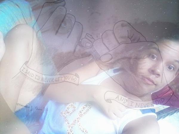 lenisariana's tweet photo. para querer a alguien tienes que confiar en el <3 http://t.co/59MM4Z0cHl
