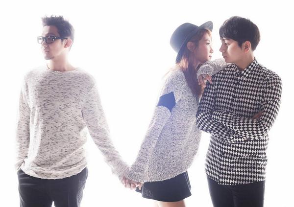 "<a href="/sistarsistar/">sistar</a>: [소유] 어반자카파 두 남자! 분들과 함께한 '틈'이 9월 26일 공개됩니다!  올 가을 설렘가득한 빈틈남녀의 매력에 빠져보세요!! "