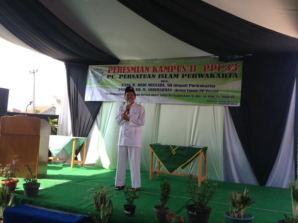 MelayuMERDESA's tweet photo. @info_purwakarta @dedimulyadi71 http://t.co/O4Zr6HQc5e @SekolahMerdesa sekolah yg mesrai #SMESTALAM