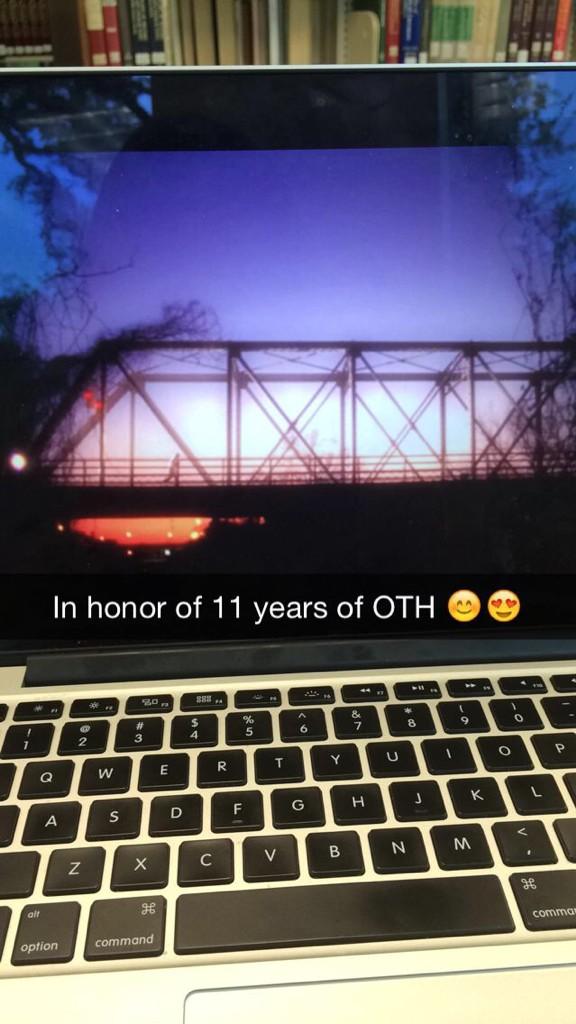 tparker_09's tweet photo. Because One Tree Hill is seriously the best 💜 #11yearsofOTH #stillinlove http://t.co/mFsucGF19Q