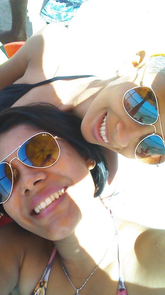 Agradeço a Deus a cada momento que passo com você e por ter conhecido a melhor pessoa do mundo. Te amo!
