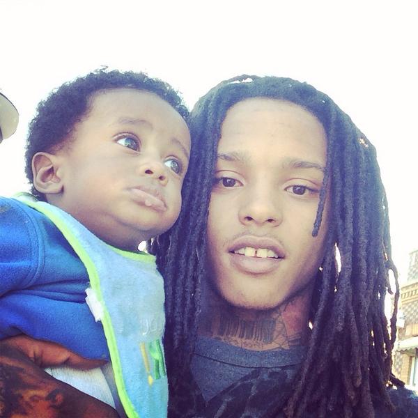 cornbreadflyli1's tweet photo. Me n baby Kemo http://t.co/ihvQvHciST