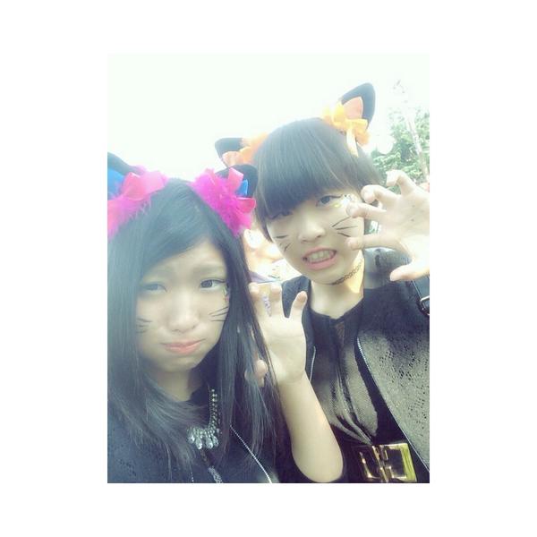 ____gm_____'s tweet photo. 昨日はディズニーいってました👻💕ハロウィンなのでツインズしてきました🐱💬楽しすぎたけど筋肉痛と眠いのが代償😭 http://t.co/PQeToP2dk4