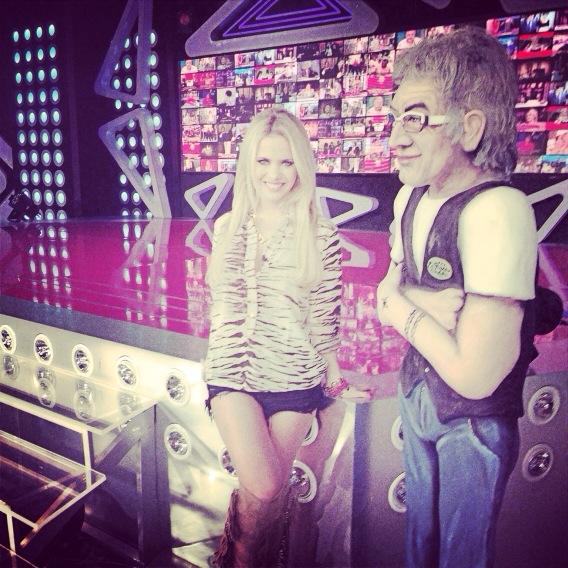 En @BenditaOk con mi camisa de @taverniti_jeans! Divina!! http://t.co/f0FzqVqJpG