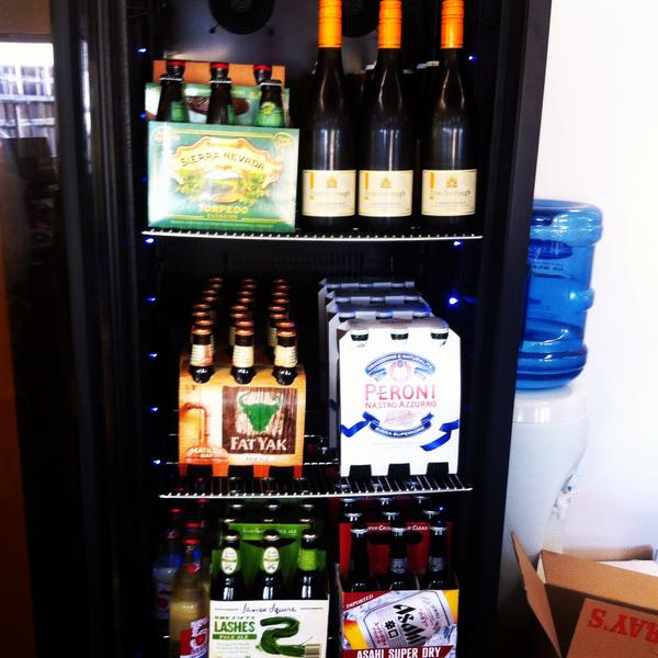 ROKT's tweet image. #ROKT fridge stocked and ready for the end of the week thanks to @danmurphys and @scarboroughwine!