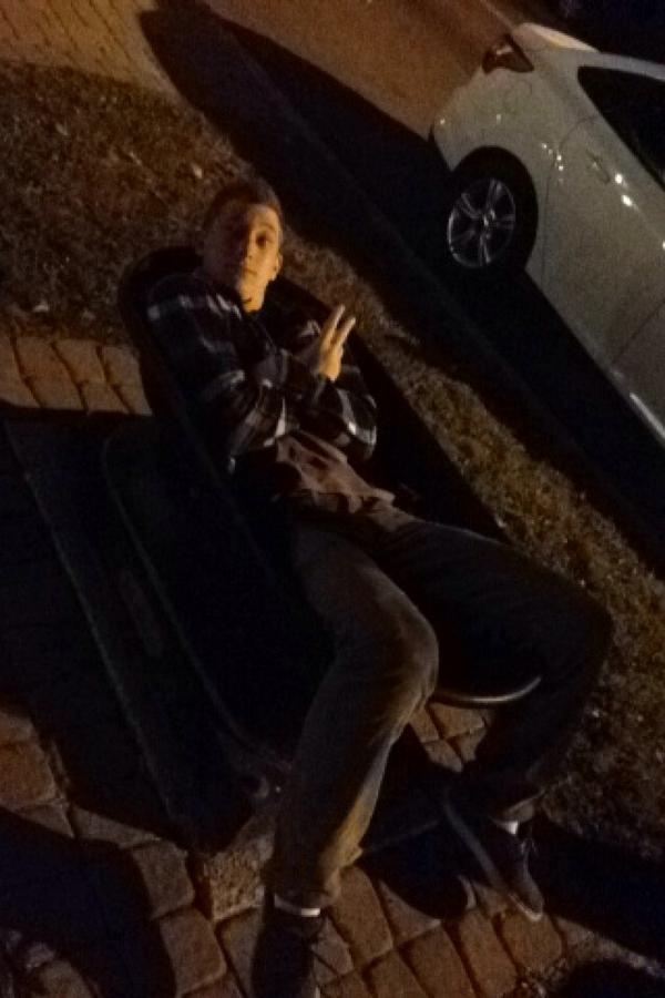 KOBrien17's tweet photo. Drunk @StevenKennedy93 at his finest http://t.co/0EO3p5ljCn