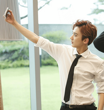 LCHJSR931005's tweet photo. "RT@_pho11: #Missing1stWin
Cre A song for you http://t.co/AxJS0YC8WE"