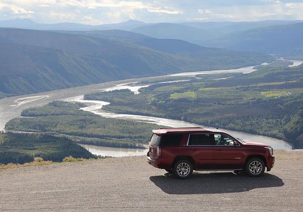 CAFMagazines's tweet photo. @CAFMagazines #firstdrive of @GMCCanada #yukon on #yukondrive. http://t.co/cahG6m0cQh. @GMCanada @GM @TravelYukon http://t.co/lqJiyRtXKx