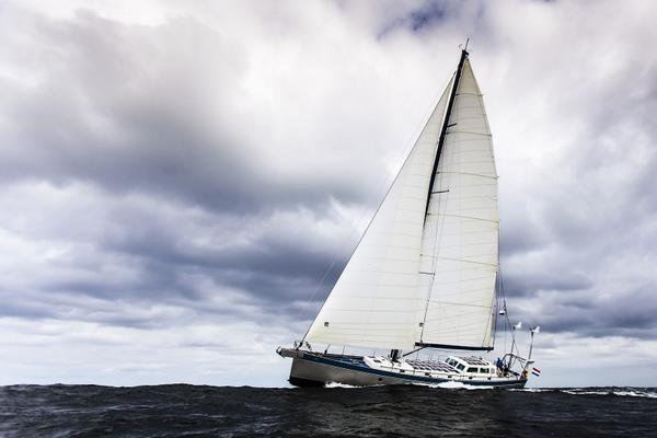 Amazing shot of the #Bestevaer 66ST Anabel, sailing on the North Sea. More pics on our website and Facebook page.