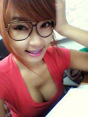 Sarahjablay's tweet photo. Owhhwww sange di kantor ,,siapa yg mau susu hehee http://t.co/8Ooe3gHk1s