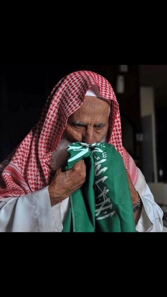 من عاش جحيم الفرقة والخوف والفقر
يعرف نعمة الله عليه باجتماع الكلمة والأمن والكفاف فيحمد الله فبالشكر تدوم  النعم