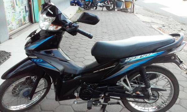 debiemiuw2's tweet photo. Revo harum mewangiiiiii #Recommended http://t.co/sJ0zjSs6H3