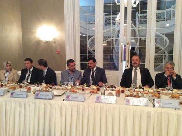 kbbmustafaak's tweet photo. Gençlik ve Eğitim Çalıştayı Ankara'da başlıyor.Hayırlı olması dileğiyle. @abdulhamitgul @erolkaya_ist @06melihgokcek http://t.co/4geZPrKr1b