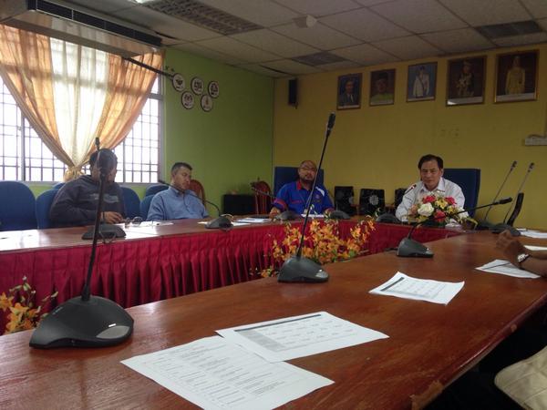 CCRCKgSelamat's tweet photo. Mesyuarat Rombakan Pembantu Antidadah Cawangan HEK CCRC Kg Selamat bsama Tuan Yap Chung Hong Pengarah CCRC Kg Selamat http://t.co/TTfS8QtnIg