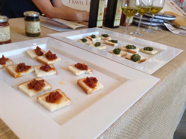 ParmaTasteOF's tweet photo. Buon appetito! #parmataste14 http://t.co/OJJcON7MUe