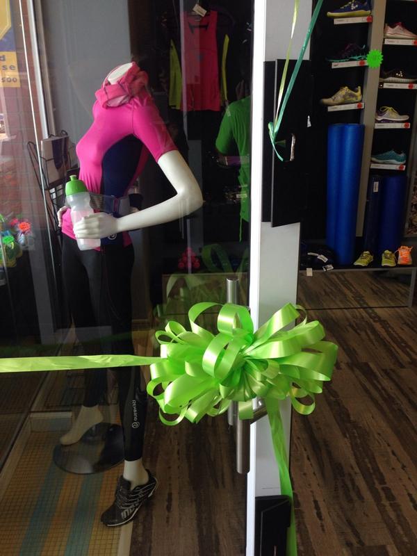 RunnerNatural's tweet photo. #TheNaturalRunner #NewtonShoes http://t.co/75IgTiWGux