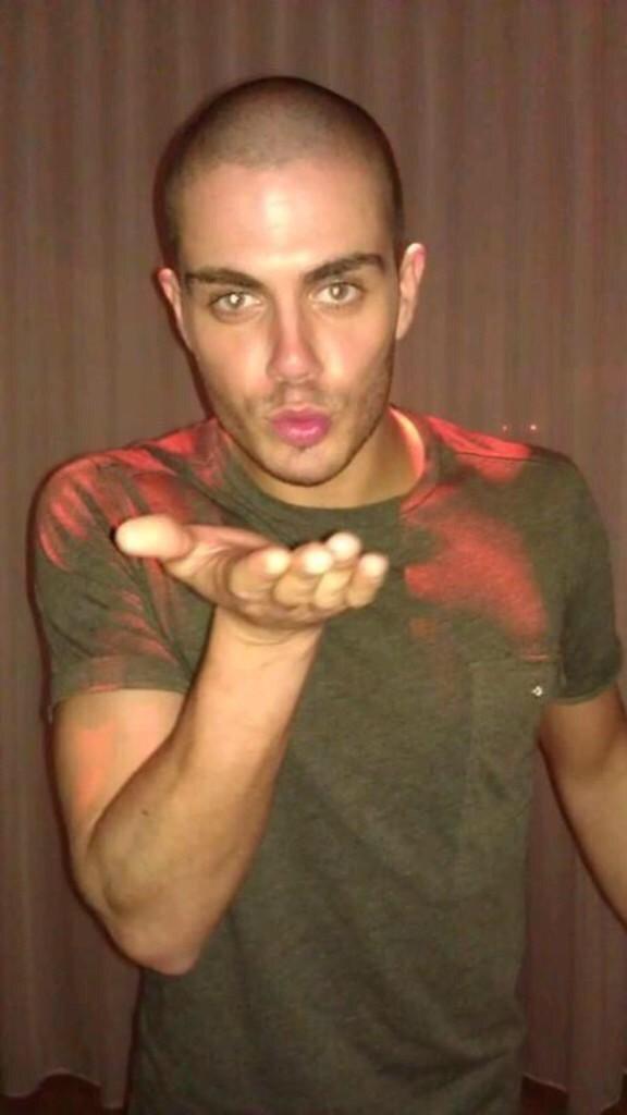 JayGirlsUnited's tweet photo. #WantedWednesday #MaxAppreciation http://t.co/YWhCW44eyN