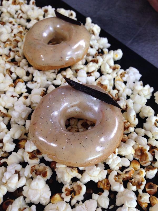 Mon donut´s vanille au pop corn
#LGDMR #patisserie #acidemacaron