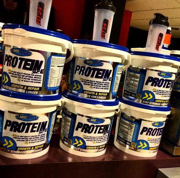 HullFit24's tweet photo. *FIT24 HULL OFFER* 

£40 A TUB WITH A FREE FIT24 SHAKER! #protein #fit24 #hull #gym #bodybuilding http://t.co/f2ErCdc362