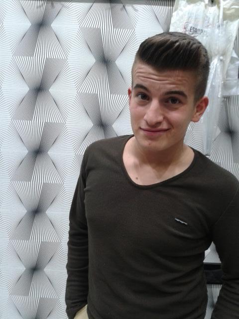 heriff6134's tweet photo. Sonra dedimkine babaaaa koyver gitsin :Ddd http://t.co/5l1wDr52g5