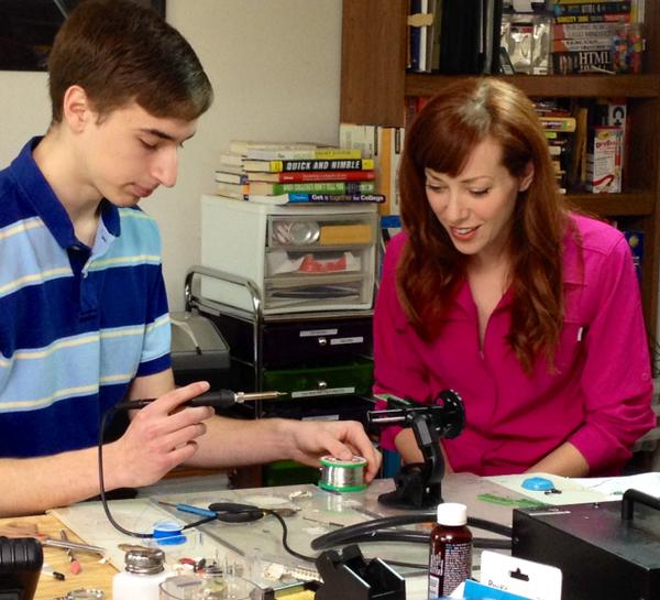 CBSInnovationTV tweet picture