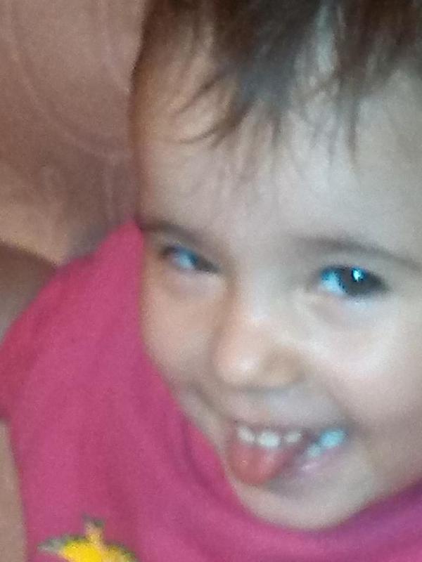 pi04973580's tweet photo. Una mirada vale mas que mil palabras te amo mi vida http://t.co/LdNaxeaDht