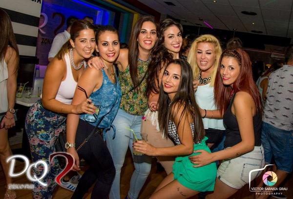 DQdiscopub's tweet photo. @DQdiscopub: Consulta las fotos del domingo en Facebook.pincha en me gusta y gana una botella de Moet.
dq.discopub.7 http://t.co/Rzbr2AYdah