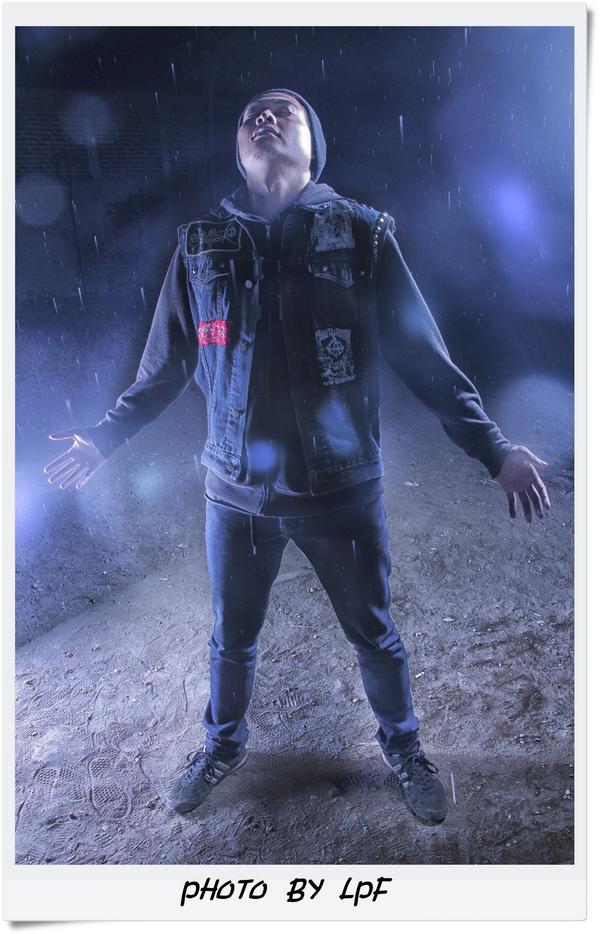 LPFOfficial's tweet photo. #PhotoSession Model @DikdikMb http://t.co/BamQJUN8jp