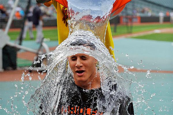 kpru's tweet photo. Врачи предостерегают россиян от активного участия в акции #IceBucketChallenge http://t.co/zgvfzAOxwX #здоровье http://t.co/WFqPEG6qEO