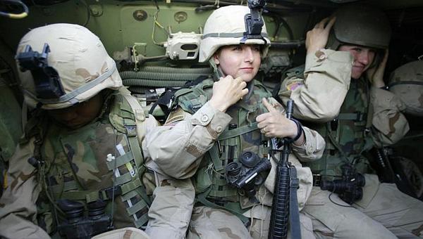 MartinCEvans's tweet photo. As America boosts services for veterans, women are being left out, a new study shows. http://t.co/ck8BPaZ2dK … http://t.co/LdfwUXkB4B