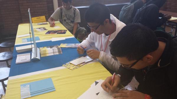 UMKCAdmissions's tweet photo. Forward to college and beyond. Students going for the Blue &amp; Gold. @WyandotteHighSchool @CityofWyandotte http://t.co/u7K16pxJ0m