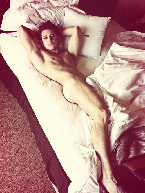 hotguysfck's tweet photo. #goodmorning #abs #ass #gay http://t.co/GAkG3AImzP