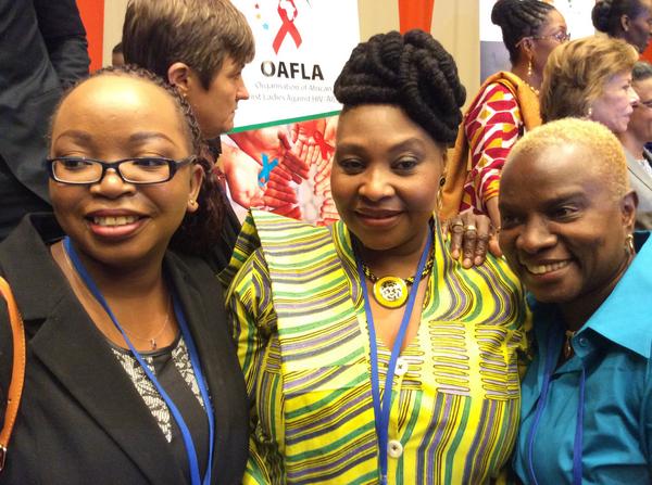 JulittaOnabanjo's tweet photo. @UNFPA_ESARO @OAFLA @YvonneChakaX2 #icpd2014 thank you our sisters for working with Africa's 1st ladies to empower YP http://t.co/3W8j7wyxtq