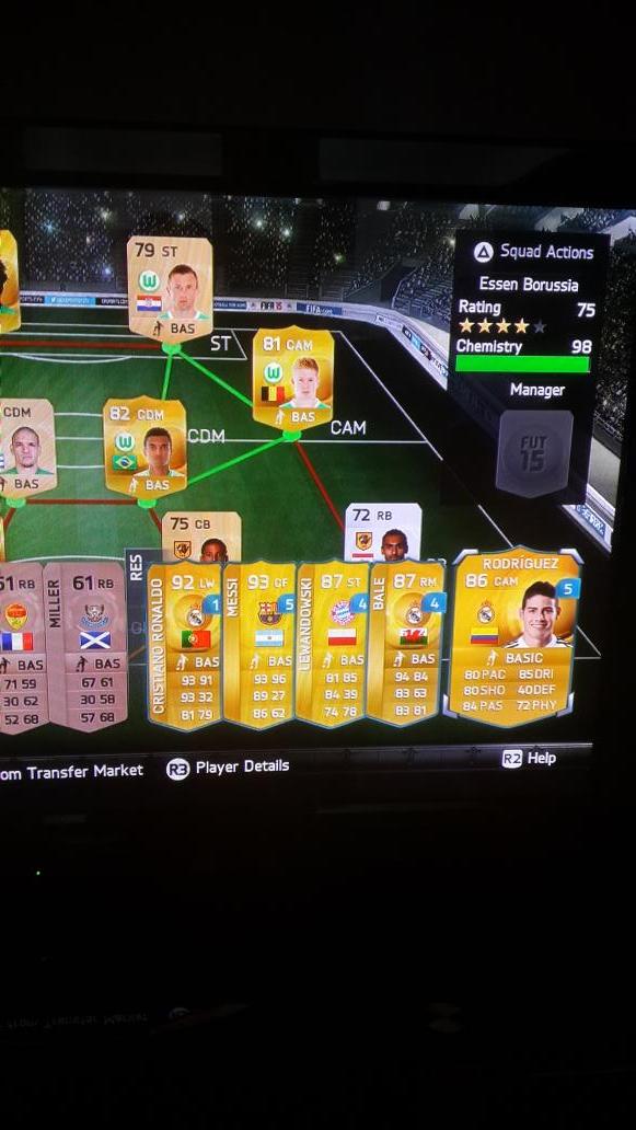 FIFA_Footy's tweet photo. gimana reservednya? Kurang jelek ? :) http://t.co/Pvdhpn1Mnm