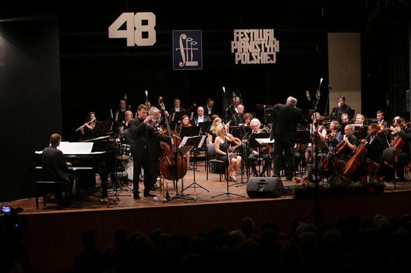 Compjgates's tweet image. Conducting the Sinfonia Baltica in Slupsk, Poland - a wonderful experience!