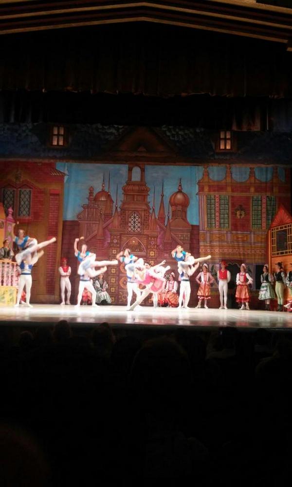 chichanerias's tweet photo. enviada d @ferortegab a presentación ballet d Cuba tomó importantes acuerdos culturales beneficio pueblo campechano http://t.co/L7gxp3eBS4