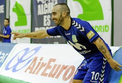FSWeb2008's tweet photo. Ricardinho: “El talento también hay que trabajarlo y entrenarlo mucho día a día” http://t.co/Ubxm2mywq4 http://t.co/Kf4YPrxnGD