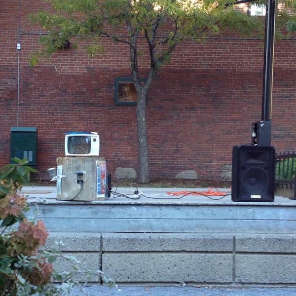 EternalOtterRec's tweet photo. O+A Jukebox in Congress Square 5pm-7pm http://t.co/aEVlycFfxT