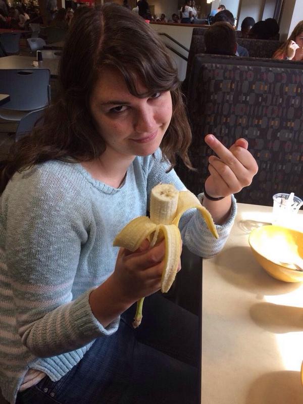 AlbrightBananas's tweet photo. Compliments of @kdoll_123 ! Keep the potassium coming! http://t.co/LQtgS0v6Gp