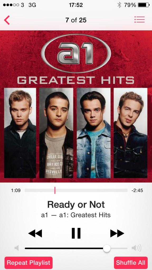 dollyraerae's tweet image. Only way to enjoy the commute on the London train sat on the floor of a busy smelly carriage @a1official #musicescape