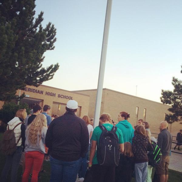kelsbling's tweet photo. Approximately 50 students at Meridian High gathered to pray today. It was powerful. #SYATP #SYATP14 #pray #idaho http://t.co/ZC8JCw3hlu