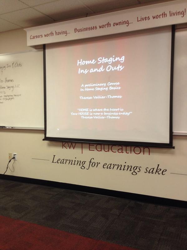 LStephenCleary's tweet image. #HomeStaging - #Module7 - with @StageRightHS learning the ins and outs of home staging - looking forward to good info