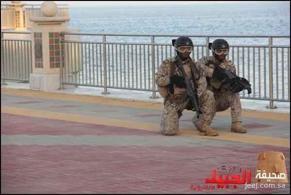 قوات الأمن البحرية الخاصة والضفادع البشرية تستعرض باليوم الوطني السعودي ByUJVU7CYAEPEZT