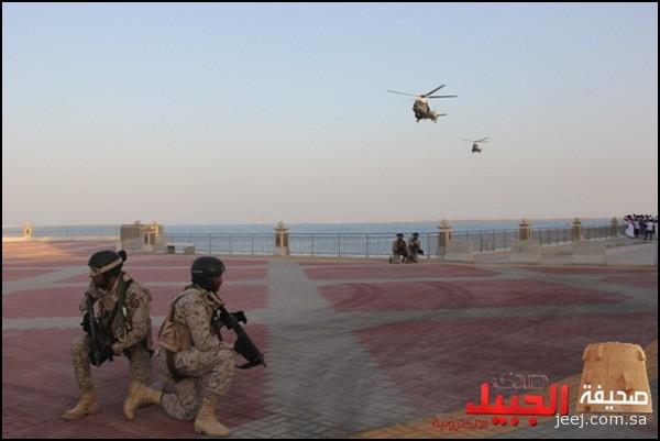 قوات الأمن البحرية الخاصة والضفادع البشرية تستعرض باليوم الوطني السعودي ByUJWjYCEAAezNw