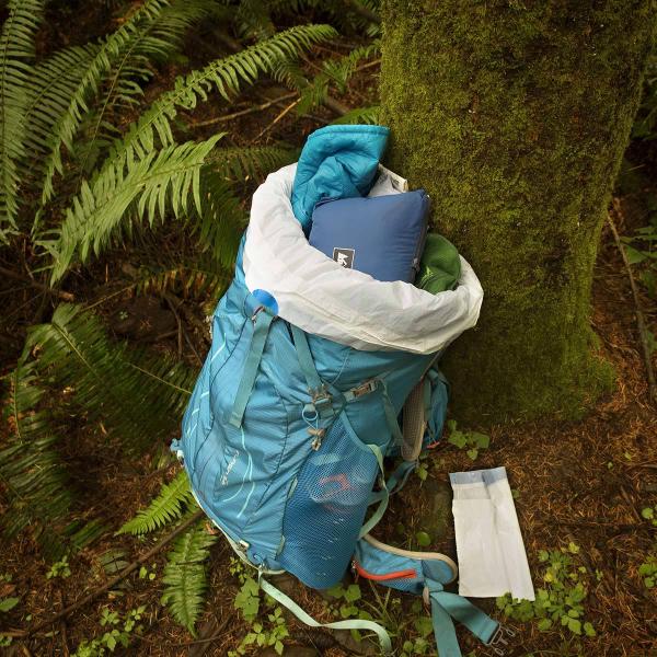 “@REI: Tip: On a rainy day, try lining your pack with a trash bag to keep dry. #outdoorhacks #hiking ” @devanferro