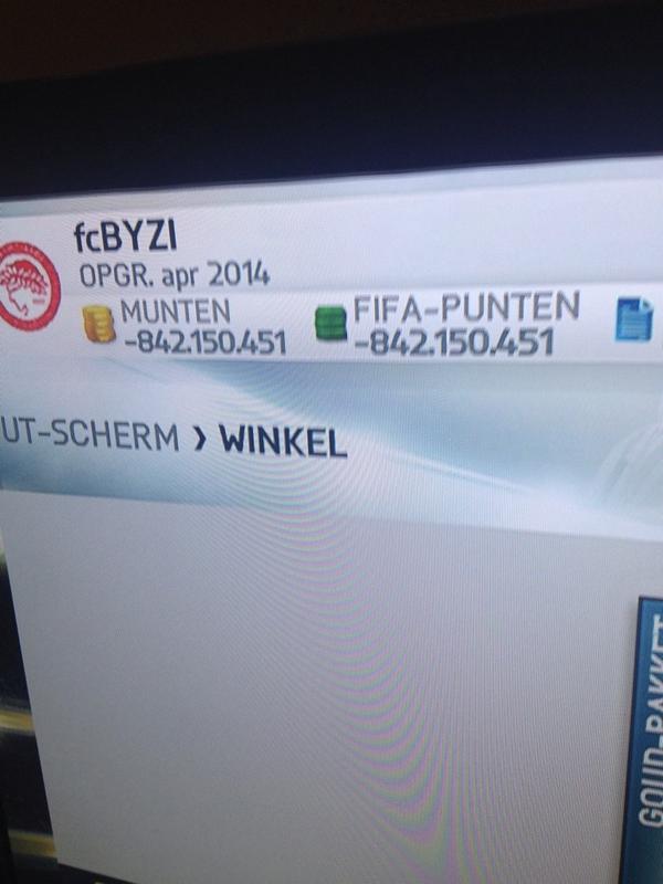 Wilbertie's tweet photo. @EASPORTSFIFA  wtf are you doing i lost all my coins mate http://t.co/pntS1v8RZh